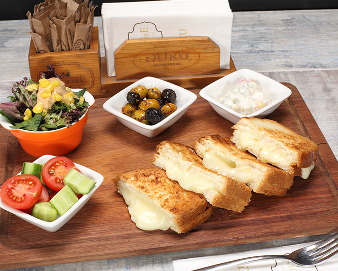 Karekod Menü Kaşarlı Tost